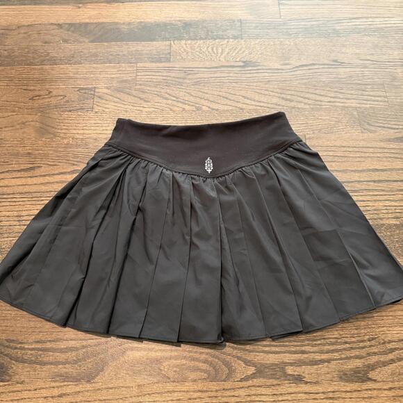 NWOT Free People x FP Movement Swing of Things Black Athletic Skort - Picture 3 of 8